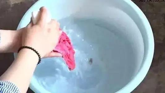 u=3635643423,1459418360&fm=253&fmt=auto&app=138&f=JPEG.webp.jpg 婦科凝膠OEM廠家